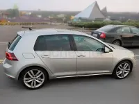 Usado VW Golf Sportsvan Sportline 150 CV (110 kW) 2017 Gris / plata Monovolumen