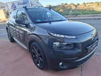 Usado Citroën C4 Cactus Shine 100 CV (73 kW) 2015 Negro Utilitario