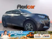 Usado Peugeot 2008 Active 110 CV (80 kW) 2021 Gris SUV