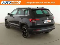Usado Skoda Karoq Style 150 CV (110 kW) 2018 Negro SUV