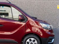 Usado Renault Trafic Authentique 150 CV (110 kW) 2025 Granate Monovolumen