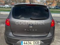 Usado Seat Altea Reference 102 CV (75 kW) 2005 Gris / plata Monovolumen