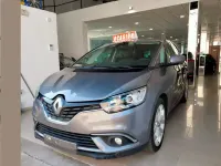 Usado Renault Scénic LIMITED 120 CV (88 kW) 2019 Gris Monovolumen