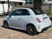 Usado Abarth 500C 140 CV (102 kW) 2013 Gris / plata Descapotable