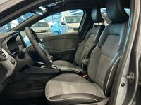 Begagnad Renault Clio V Techno 90 HK (66 kW) 2024 Grå Sedan