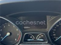 Usado Ford Focus Trend 125 CV (91 kW) 2015 Rojo Berlina
