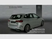 Usado Mercedes B200 150 CV (110 kW) 2025 Plateado Monovolumen