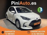 Usado Toyota Yaris Hybrid Business Edition 116 CV (85 kW) 2021 Blanco Berlina