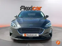 Usado Ford Focus Trend 100 CV (73 kW) 2020 Gris Berlina