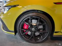 Usado VW Golf VIII GTI Clubsport 301 CV (221 kW) 2023 Amarillo Berlina