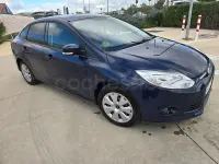 Usado Ford Focus Trend 115 CV (84 kW) 2012 Azul Berlina