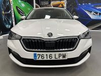 Usado Skoda 110 R Ambition 110 CV (80 kW) 2022 Blanco Berlina
