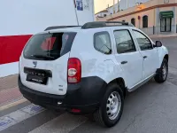 Usado Dacia Duster Ambiance 109 CV (80 kW) 2010 Blanco SUV
