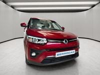 Usado Ssangyong (KGM) Tivoli 128 CV (94 kW) 2021 Rojo SUV
