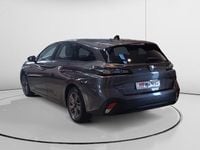 Usado Peugeot 308 Active 132 CV (97 kW) 2022 Gris Familiar
