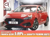 Usado Hyundai i30 120 CV (88 kW) 2024 Rojo Utilitario