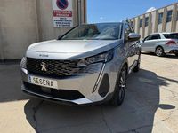 Usado Peugeot 3008 Allure 131 CV (96 kW) 2021 Gris / plata SUV