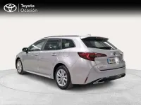 Usado Toyota Corolla Active 140 CV (102 kW) 2025 Plateado Familiar