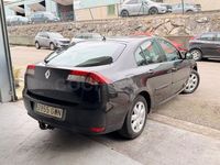 Usado Renault Laguna III 110 HP (80 kW) 2010 Preto Sedan