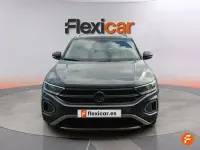 Usado VW T-Roc Life 110 CV (80 kW) 2023 Negro SUV
