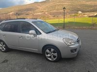 Usado Kia Carens 140 CV (102 kW) 2007 Gris / plata Monovolumen