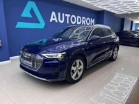 Usado Audi e-tron 300 kW (408 CV) 2022 Azul SUV