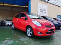 Usado Toyota Yaris 69 CV (50 kW) 2010 Rojo Berlina