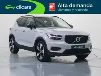 Usado Volvo XC40 Plus 262 CV (192 kW) 2022 Gris / plata SUV