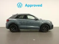 Usado VW T-Roc R-line 150 CV (110 kW) 2022 Gris / plata SUV
