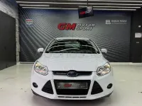 Usado Ford Focus Trend 125 CV (91 kW) 2012 Blanco Berlina