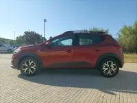 Usado Dacia Sandero Comfort 101 CV (74 kW) 2021 Burdeos Utilitario