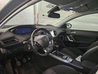 Usado Peugeot 308 Active 130 CV (95 kW) 2021 Gris / plata Berlina