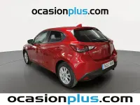 Usado Mazda 2 Style+ 90 CV (66 kW) 2018 Rojo Utilitario