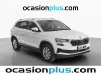 Usado Skoda Karoq Selection 115 CV (84 kW) 2024 Blanco SUV