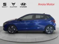 Usado Hyundai i20 101 CV (74 kW) 2022 Azul Utilitario