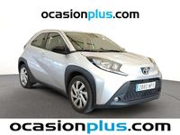 Usado Toyota Aygo Play 72 CV (52 kW) 2024 Gris Utilitario