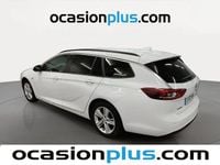 Usado Opel Insignia Selective 136 CV (100 kW) 2018 Blanco Familiar