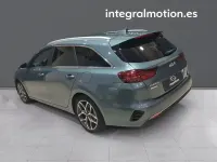 Usado Kia Ceed 119 CV (87 kW) 2022 Gris Utilitario