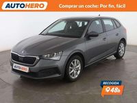 Usado Skoda Scala Active 95 CV (69 kW) 2022 Gris Utilitario