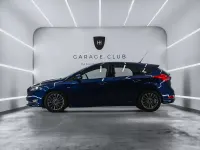 Usado Ford Focus ST-Line 125 CV (91 kW) 2017 Azul Berlina