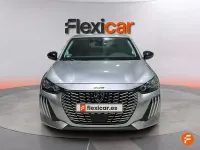 Usado Peugeot 208 Allure 100 CV (73 kW) 2025 Gris Utilitario