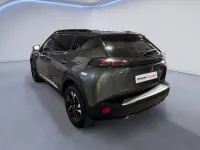 Usado Peugeot 2008 Allure 130 CV (95 kW) 2023 Gris SUV