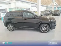 Usado Jeep Compass Summit 130 CV (95 kW) 2024 Negro SUV