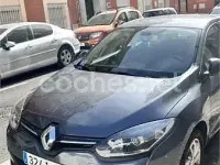 Usado Renault Mégane LIMITED 115 CV (84 kW) 2015 Azul Berlina