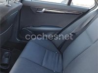 Usado Mercedes C200 136 CV (100 kW) 2008 Gris / plata Berlina