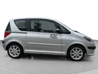 Usado Peugeot 1007 110 CV (80 kW) 2006 Gris / plata Monovolumen