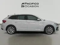 Usado Skoda Scala Selection 115 CV (84 kW) 2024 Blanco Utilitario