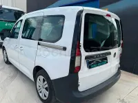 Usado VW Caddy Life 122 CV (89 kW) 2021 Blanco Monovolumen
