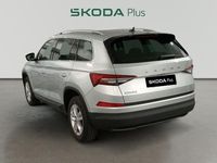 Usado Skoda Kodiaq Ambition 150 CV (110 kW) 2022 Gris plata SUV