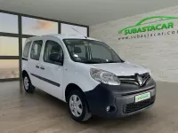 Usado Renault Kangoo 75 CV (55 kW) 2019 Blanco Monovolumen